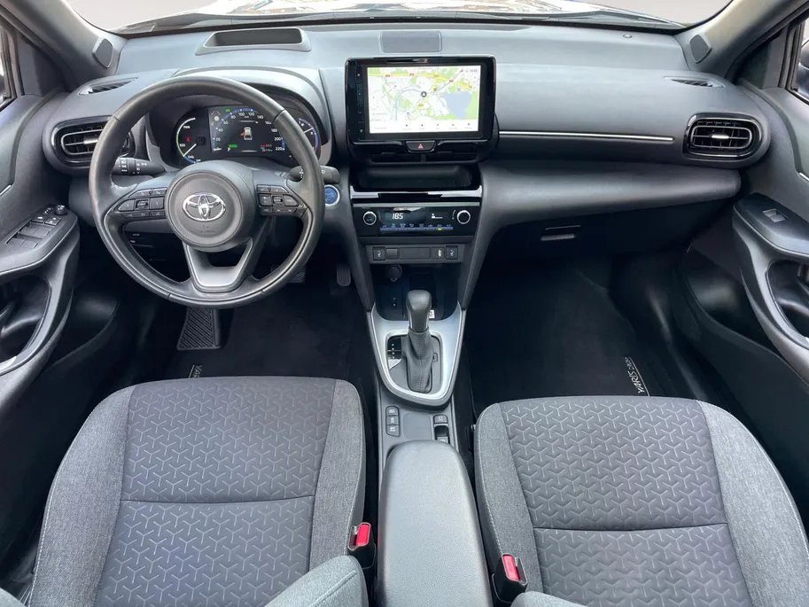 Toyota Yaris Cross 1.5 Hybrid Dynamic *Navi*Camera*Panoramadak*Stoelverwarming*Stuurverwarming*LM.Velgen*1ste eigenaar*Zeer nette auto!