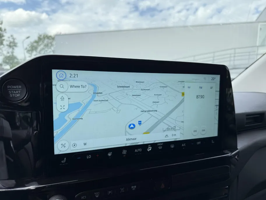 Ford Transit Custom Tourneo Titanium X L1H1   UIT VOORRAAD LEVERBAAR TREKHAAK - CARPLAY - WINTERPACK - 8-Zits