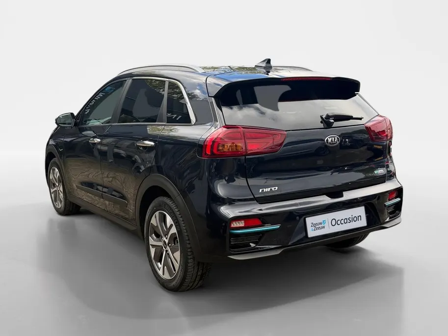 Kia e-Niro ExecutiveLine 64 kWh | LEDER | CAMERA | JBL | STOELVERWARMING/ VENTILATIE | PARKEERSENSOR |