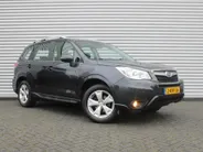 Subaru Forester 2.0 Luxury Plus | Trekhaak | Camera | Stoelverwarming | Schuifdak | 17' LM | Clima | Xenon | Parkeersensor v+a | All seasons |