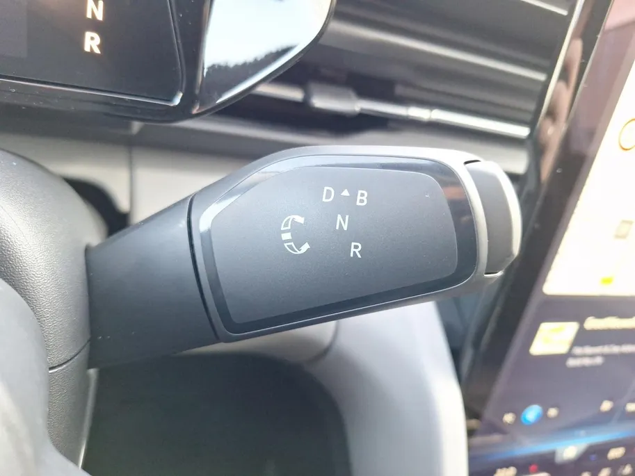 Ford Explorer Select Extended Range RWD 77 kWh | Driver Assistance Pack | Comfortpack 1 | 360Camera | Adaptive Cruisecontrol | Dodehoekdetectie | El. Achterklep | Head-up Display | 19' Lichtmetaal | Nieuw te bestellen |