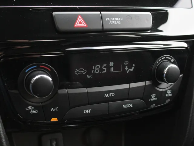 Suzuki Vitara 1.4 Boosterjet Smart Hybrid Style | Navi | Cruise | Clima | Camera | Lm-Velgen