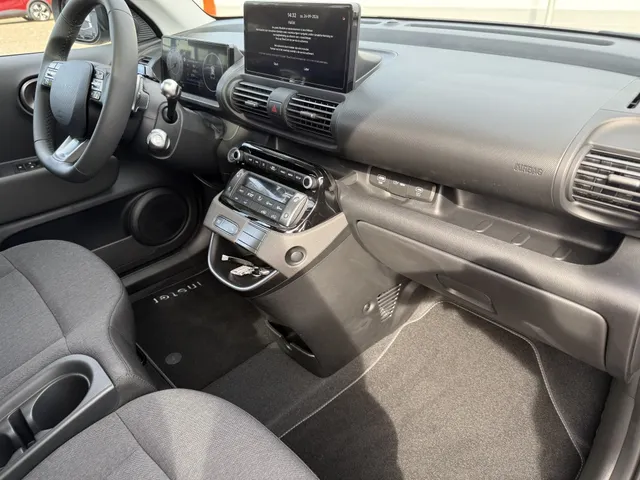 Hyundai Inster Evolve Sky 49 kWh