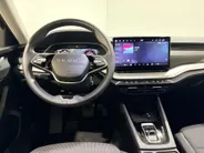 Škoda Octavia Combi 150PK TSI MHEV Business Edition Plus | Electrisch Wegklapbare Trekhaak | Navigatie | Apple Carplay/Android Auto | Climate Control | Cruise Control | Lichtmetalen Velgen | Camera | Parkeersensoren |