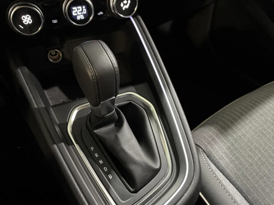 Renault Clio 145PK E-Tech Full Hybrid Techno Automaat Automaat | Digital Cockpit | 9,3'' Navi | Climate Control | Apple CarPlay/Android Auto | Camera | Cruise Control | Armsteun | Lichtmetalen Velgen