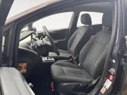 Ford Fiesta 1.4 Titanium | Voorruitverwarming | PDC | Airco | 12 maanden BOVAG garantie