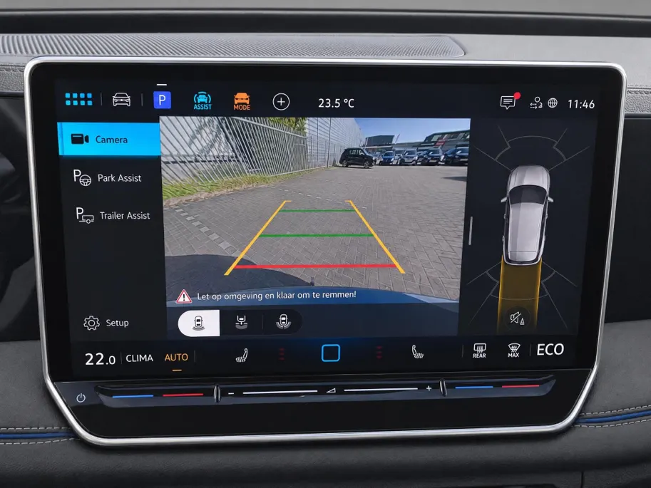 Volkswagen Tiguan 1.5eHybrid 272PK R-Line · Panoramadak · Trekhaak · Camera · Apple/Android Car Play · Garantie t/m 26-06-2030 of 100000km.