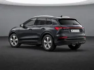 Audi Q4 Q4 Advanced edition performance 286 PK · Tech plus · Trekhaak elek. wegklapbaar · Lendensteun in voorstoelen