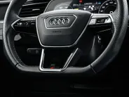 Audi Q8 Sportback e-tron 55 408pk Quattro S Edition 115 kWh · SOH 95,1% · Panoramadak · Luchtvering · 360 Camera · Elek. Voorstoelen ·