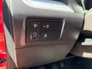 Kia Picanto 1.0 DynamicLine 5 Zitplaatsen | Dealer onderhouden | Climate control & cruise control | Bluetooth | Lichtmetalen velgen | Metallic lak | Bovag garantie | NAP