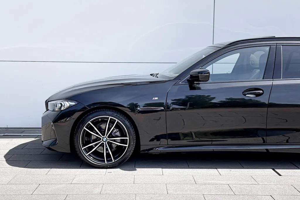 BMW 3 Serie Touring 320i M-Sport Pro