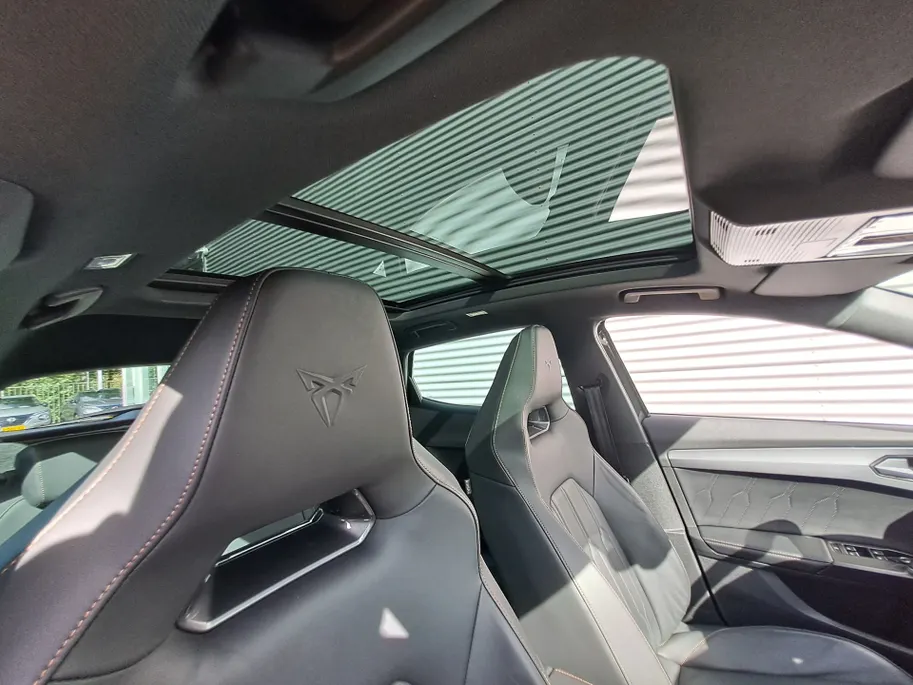 CUPRA Formentor 1.4 e-Hybrid VZ Copper Edition | Voorstoelen verwarmd | Automaat | ECC | Navi | Leer | Stuur verwarmd | Apple Carplay/Android Auto | Cruise control adaptief | SOH 93,6%