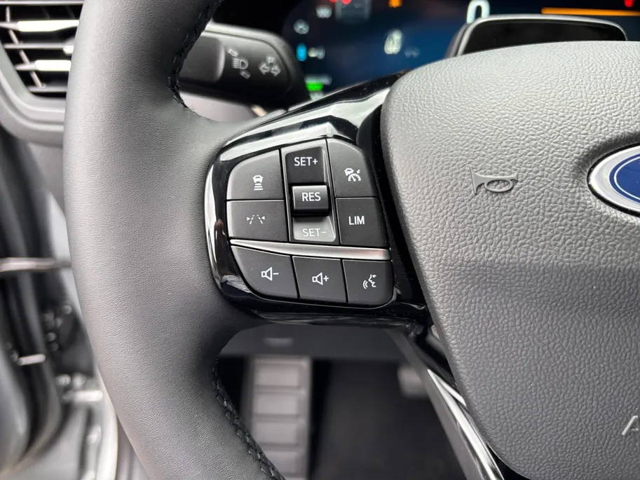 Ford Kuga 2.5 PHEV Titanium | €4.000.- korting | GRATIS 8 Jaar fabrieksgarantie | Driver Assistance Pack | El. Trekhaak | Direct leverbaar