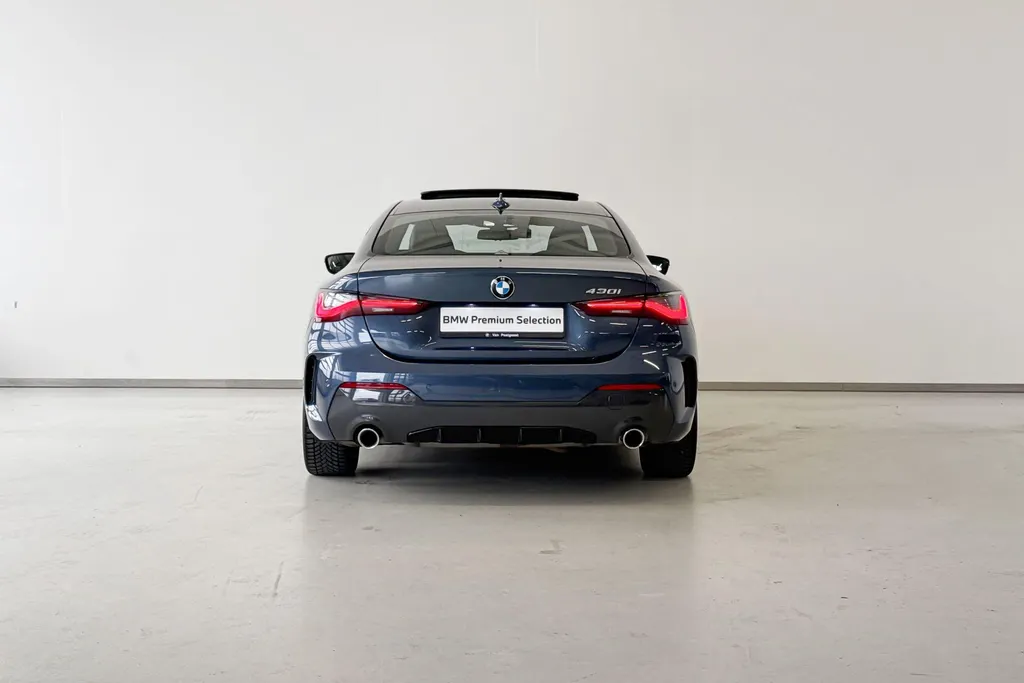 BMW 4 Serie Coupé 430i High Executive Model M Sport