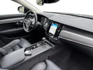 Volvo V90 2.0 T4 Momentum | LEDER | CAMERA | TREKHAAK | DEALER-ONDERHOUDEN | NL-AUTO |