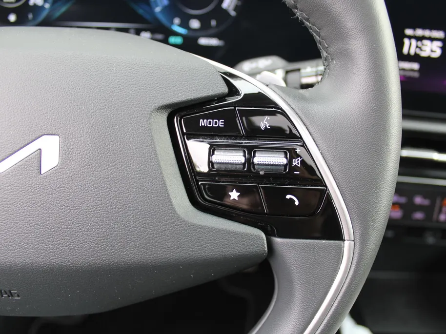 Kia Niro 1.6 GDi Hybrid ExecutiveLine | Stuur-/stoelverwarming + ventilatie | Leer | Schuifdak | 18' LM | Camera | Cruise adapt. | HUD | Zeer mooie auto |