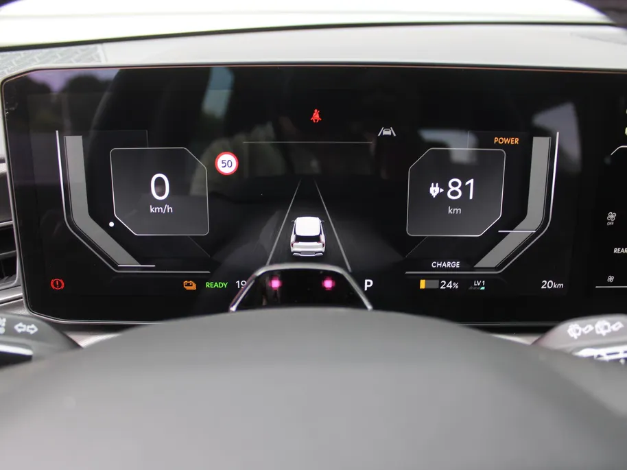 Kia EV9 First Edition 76.1 kWh | Nieuw | Direct leverbaar | Actieradius tot 443 km (WLTP) | Tot € 2.000 inruilvoordeel bij aanschaf |
