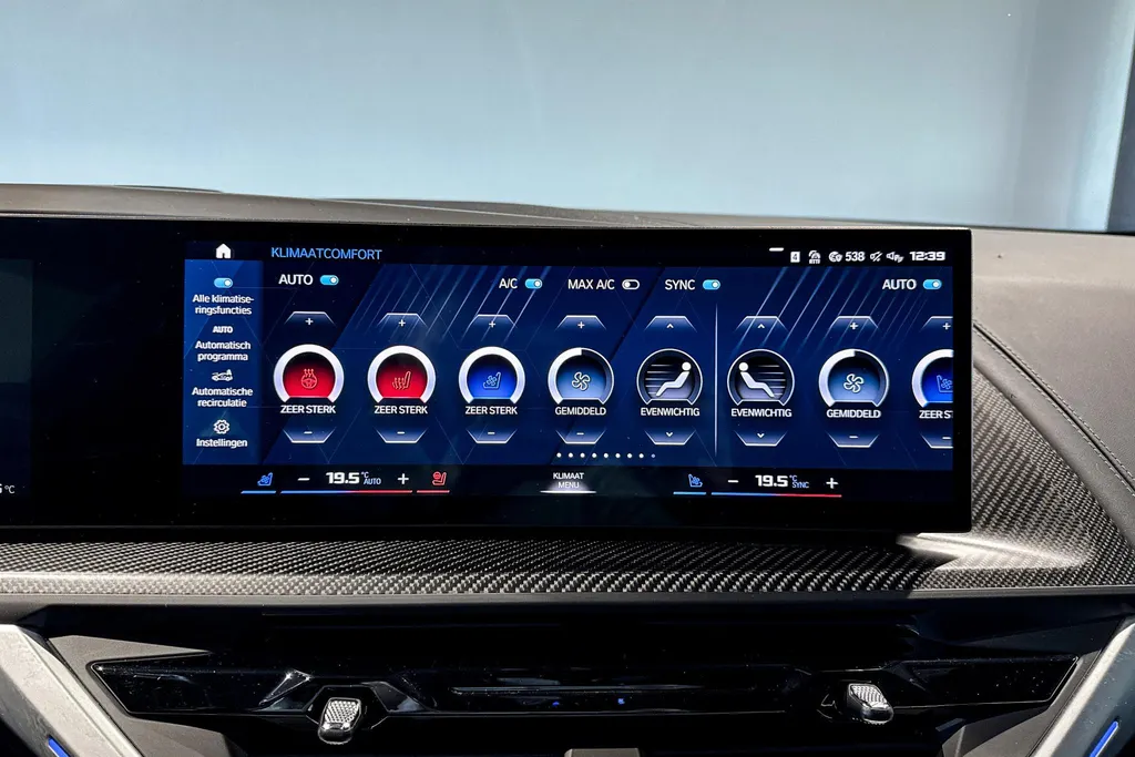 BMW XM PHEV 30 kWh