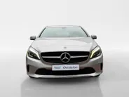 Mercedes-Benz A-Klasse 180 Business Solution | Zeer nette auto | Navigatie | Achteruitrijcamera | Parkeersensoren v + a | Comfort stoelen | Stoelverwarming | Bovag garantie | NAP