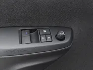 Toyota Yaris 1.5 Hybrid Active 10 jaar garantie | Dealer onderhouden | 1E EIGENAAR | HYBRIDE | ZUINIG | HOGE INSTAP | CRUISE CONTROL