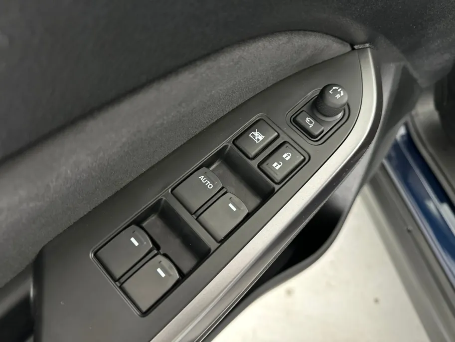 Suzuki Vitara 1.4 Style Smart Hybrid Automaat | Panoramadak | €2.000,- + €750,- voorraadkorting!