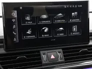 Audi Q5 50 TFSIe 299pk S-tronic S edition · Camera · Wegklapbare Trekhaak · Apple/Android Car Play · Navigatie · 20'' Inch ·