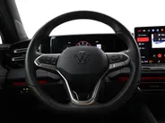 Volkswagen Tiguan 1.5 eTSI 150pk DSG R-Line Edition · 360 Camera · Apple/Android Car Play · Sfeerverlichting · Massage · Black Style · 20'' Inch ·