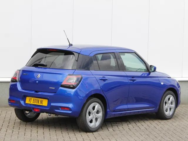 Suzuki Swift 1.2 Select Smart Hybrid Automaat | € 2200,- DEALERKORTING! | Alle kleuren leverbaar!