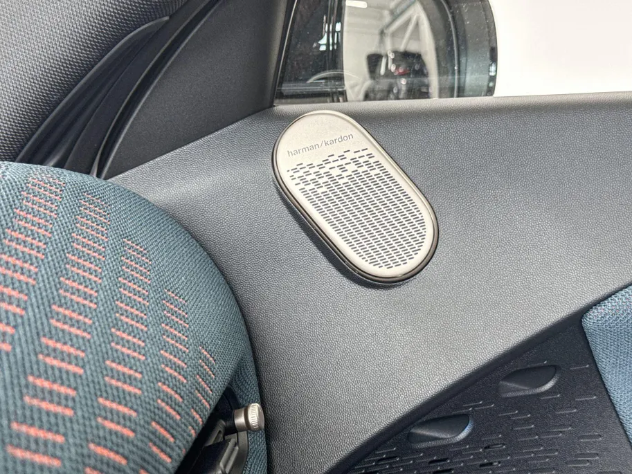 MINI Aceman SE Favoured L 54.2 kWh