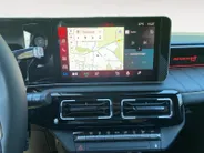 Renault 4 comfort range iconic canvas dak 52 kWh elektrisch vouwdak , nu met 1800,- voorraad korting .  Apple Carplay/Android Auto , Pack Advanced Driving Assist , Harman/kardon premium audio , lichtmetalen velgen 18' , voorstoelen verwarmd , warmtepomp , navigatie