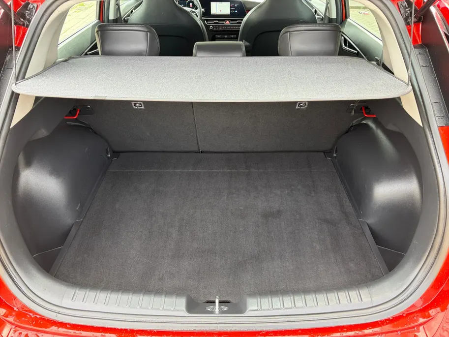 Kia Niro 1.6 GDi Hybrid DynamicLine | Trekhaak | All Season Banden | Navigatie | Apple Carplay/Android | Cruise Control | 1e Eigenaar | 1.300 kg trekgewicht |