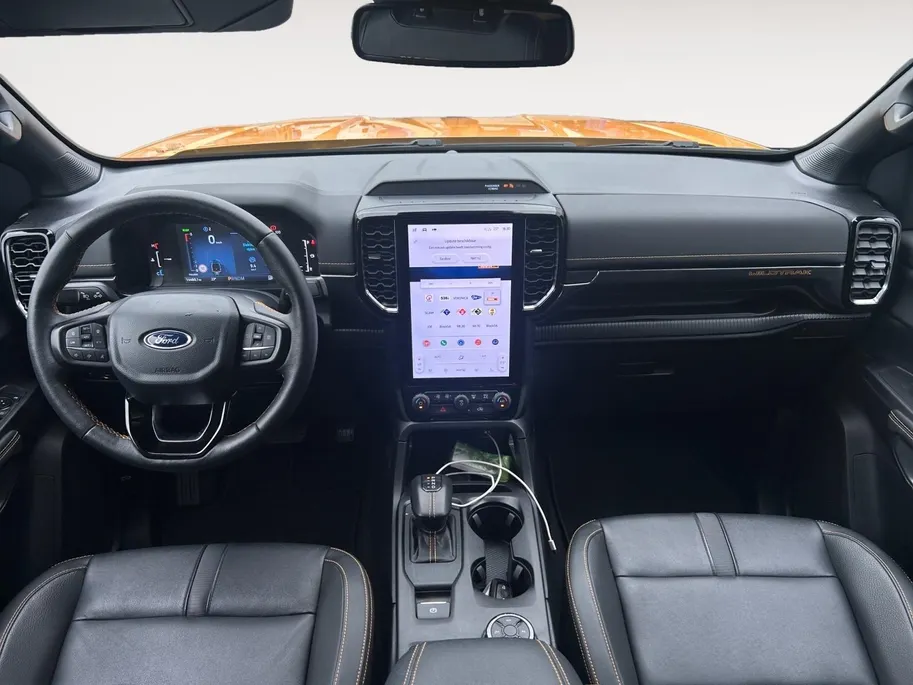 Ford Ranger Wildtrak 2.3 PHEV 279pk Double Cab | Trekhaak | Navigatie | Lederen bekleding | Adaptieve cruise control |