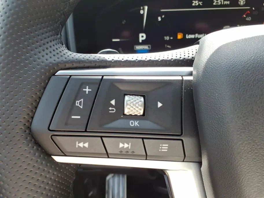 Mitsubishi Outlander 2.4 PHEV Black Edition | Showroom voorraad korting 5.000 euro | Automaat | Navigatie | PDC/Camera | Lederen interieur | 20 inch. | 8jaar Garantie. m26