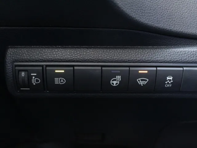 Suzuki Swace 1.8 Hybrid Select Automaat | Cruise | Carplay/Android | Camera | Lm-Velgen