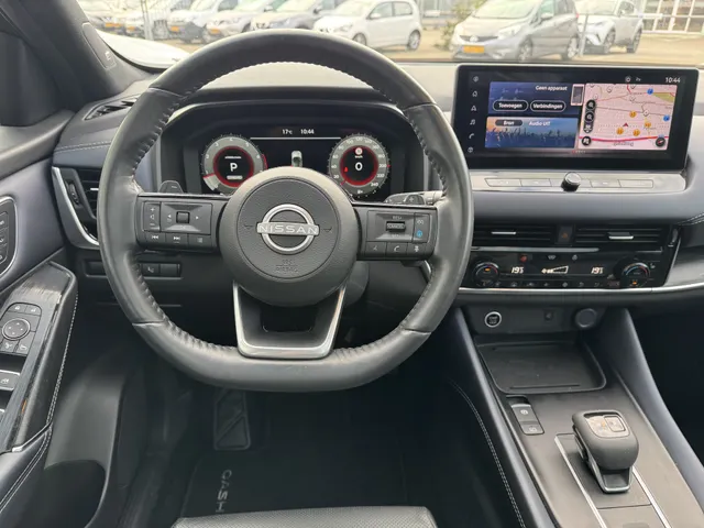 Nissan QASHQAI 1.3 MHEV Xtronic Tekna Plus