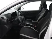 Hyundai i10 1.0 Comfort | Carplay | Airco | Cruise | NU Rijklaarprijs! Incl.12 Maanden, APK, Onderhoudsbeurt etc! Premiumpakket gratis!