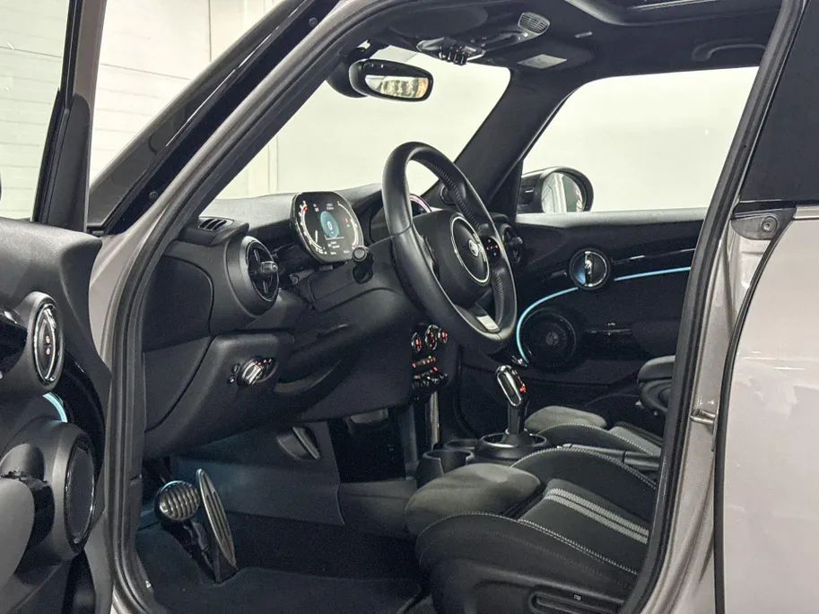 MINI Cooper 5-deurs Cooper John Cooper Works