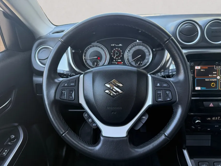 Suzuki Vitara 1.4 Boosterjet Style Smart hybrid | Panoramadak | Camera | Apple/android