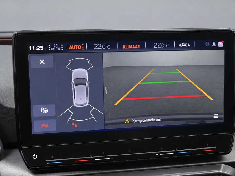 CUPRA Leon 1.5 eTSI 150pk DSG Business Edition · Camera · Apple/Android Car Play · Stoel-& Stuurverwarming · Navigatie · 18'' Inch · Garantie t/m 30-11-2027 of 100.000km