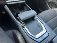 Renault Austral 1.2 E-Tech full hybrid 200 esprit Alpine | Automaat | Automatische Achterklep | Cruise & Climate Control | Stoel & Stuurverwarming | Apple Carplay & Android Auto | Camera | 12 Maanden BOVAG Garantie
