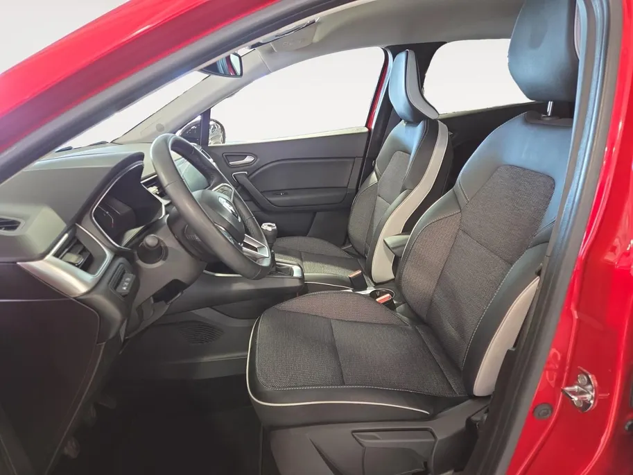 Renault Captur 1.0 TCe 90 Intens *Camera * Carplay * Cruise Control * Navigatie * LM Velgen * 12 Maanden BOVAG Garantie *