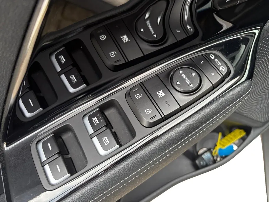 Kia Niro 1.6 GDi Hybrid ExecutiveLine | Trekhaak | Stoel verwarming en koeling | Lederen bekleding | Navigatie | Dodehoek detectie | Apple Carplay / Android Auto | Verbruik 1 op 20!