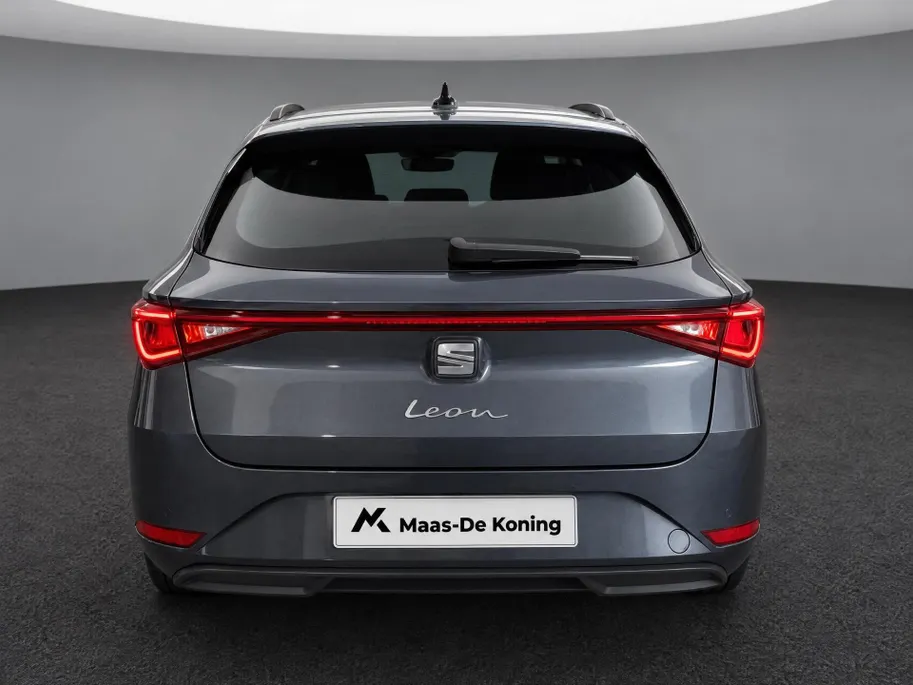SEAT Leon Sportstourer Style Business Intense 1.5 eTSI 115 PK Station | Matrix verlichting | Metallic Lak | 3500,- Herwaardering!!