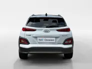 Hyundai Kona EV Premium 64 kWh | Achteruitrijcamera | Head Up Display | Dodehoek Detectie | Lederen Bekleding | Climate Control |