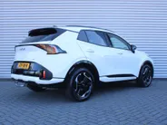 Kia Sportage 1.6 T-GDi Hybrid GT-Line | Trekhaak | Stuur-/stoelverwarming | Elek. stoelverstelling + achterklep | Schuifdak | 18' LM | Cruise adapt. | Camera |