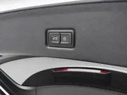 Audi Q6 e-tron Advanced quattro 100 kWh 388PK · Panoramadak · Leder · Trekhaak · 360°Camera · Garantie t/m 25-10-2030 of 100000km.