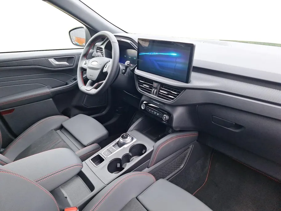 Ford Kuga 2.5 PHEV ST-Line X | Black Pack | Winterpack | Matrix Ledkoplampen | El. Trekhaak | Adaptive cruisecontrol | El. Achterklep | 360Camera | B&O Audio | El. Vest. voorstoelen | Full Led | BLIS |