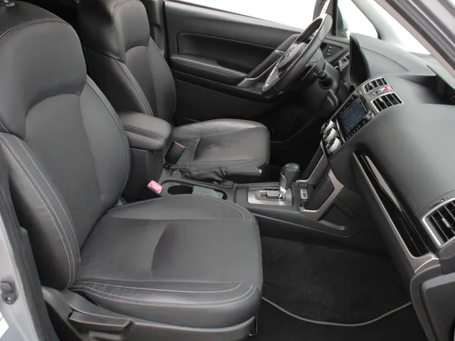 Subaru Forester 2.0 Premium | Navi | Cruise | Leder | Trekhaak