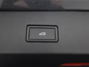 Volkswagen Tayron Life Edition 1.5 eHybrid 204 pk 6 versn. DSG · Comfort Pakket · Trekhaak inklapbaar, met elektrische ontgrendeling, incl. aanhangermanoeuvreerhulp Trailer Assist · Voorraad OUTLET · Prijs is inclusief inruilpremie · MEGA SALE