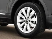 Volkswagen T-Roc 1.5 TSI 150pk DSG Sport · Panoramadak · Camera · Keyless · Apple/Android Car Play · Navigatie · Dodehoek Detectie · 17'' Inch ·